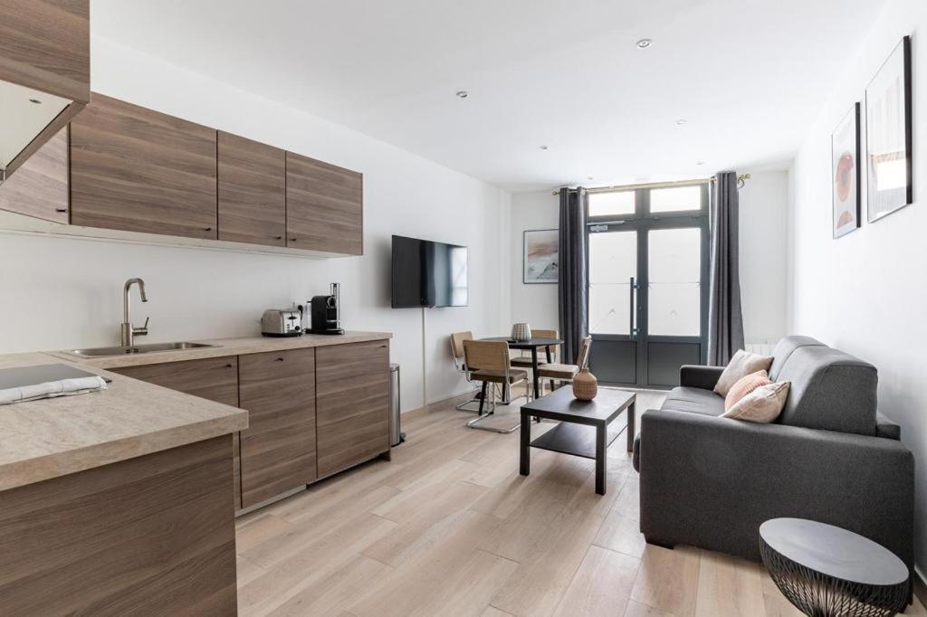 Saint Germain Notre-Dame Cosy Apartment 1Br-4P ปารีส ภายนอก รูปภาพ